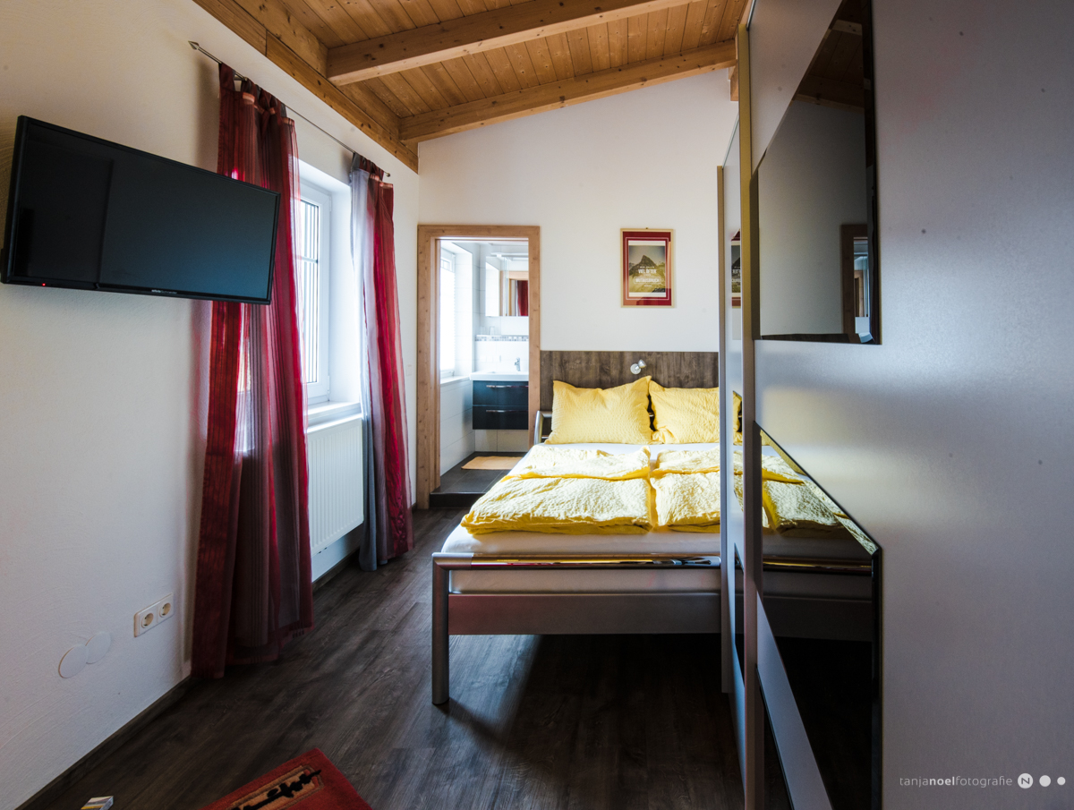 Pensionen - Art der Pension: Ferienwohnung - Schalchen (Treubach) - Wirt z`Weissau